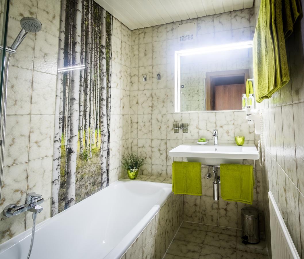 Hotel-Pension Schattberg Saalbach-Hinterglemm Bagian luar foto