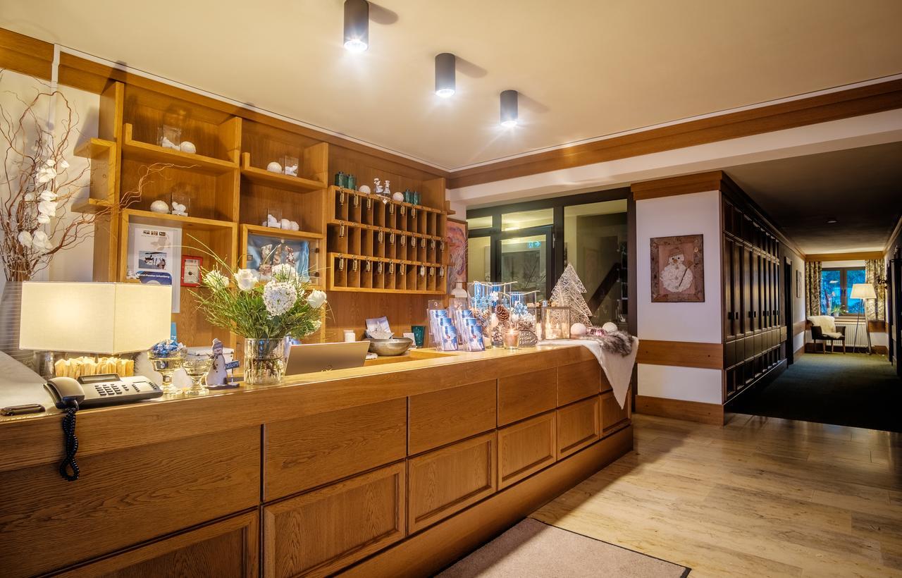 Hotel-Pension Schattberg Saalbach-Hinterglemm Bagian luar foto