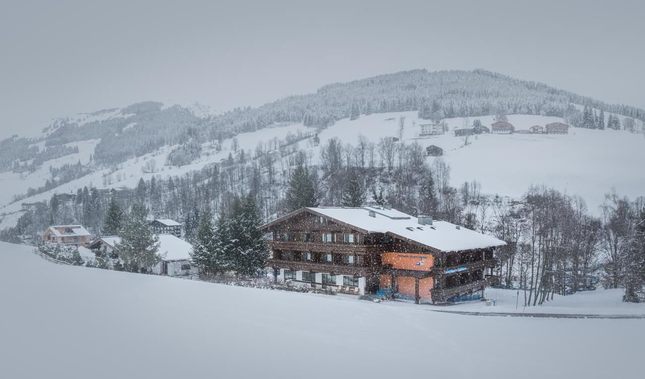 Hotel-Pension Schattberg Saalbach-Hinterglemm Bagian luar foto